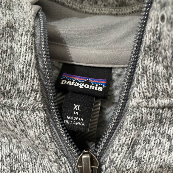 Patagonia better Sweater 1/4 Zip Fleece pullover (KIDS SIZING) - Picture 2 of 3